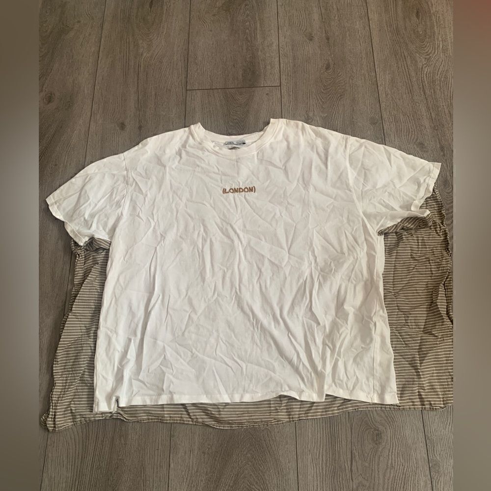 Zara woman’s embroided London t shirt used